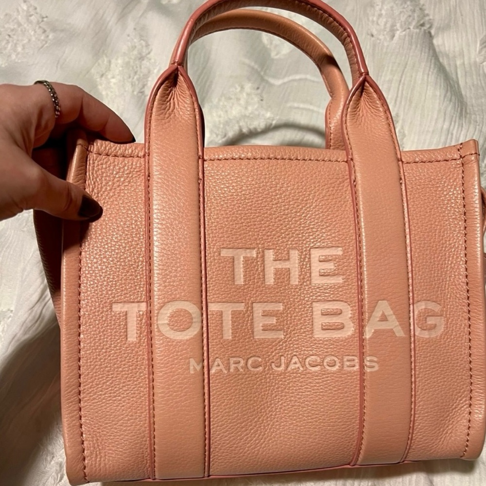 Southern peach Marc Jacobs tote